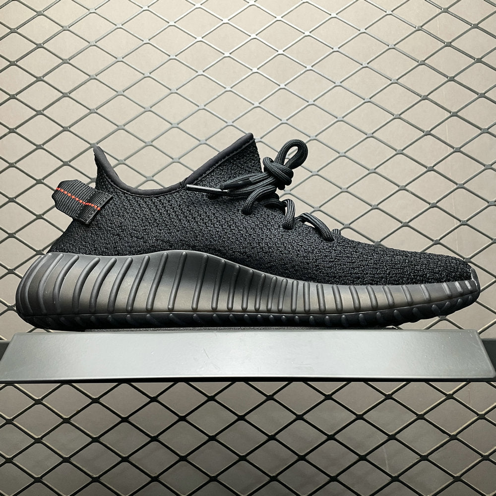 Yeezy Boost 350 - Preto Vermelho