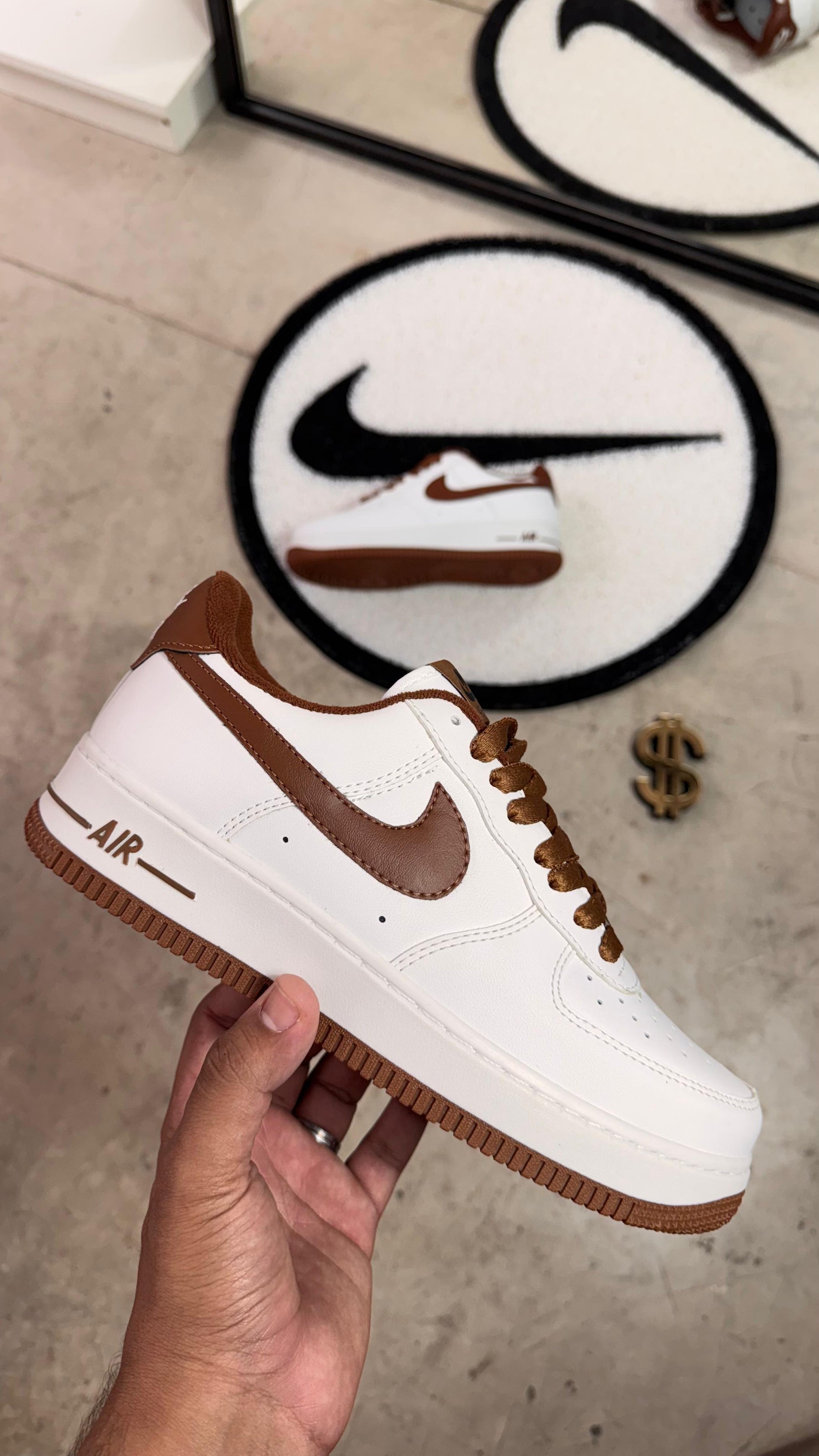 Air Force 1 - Branco / Caramelo