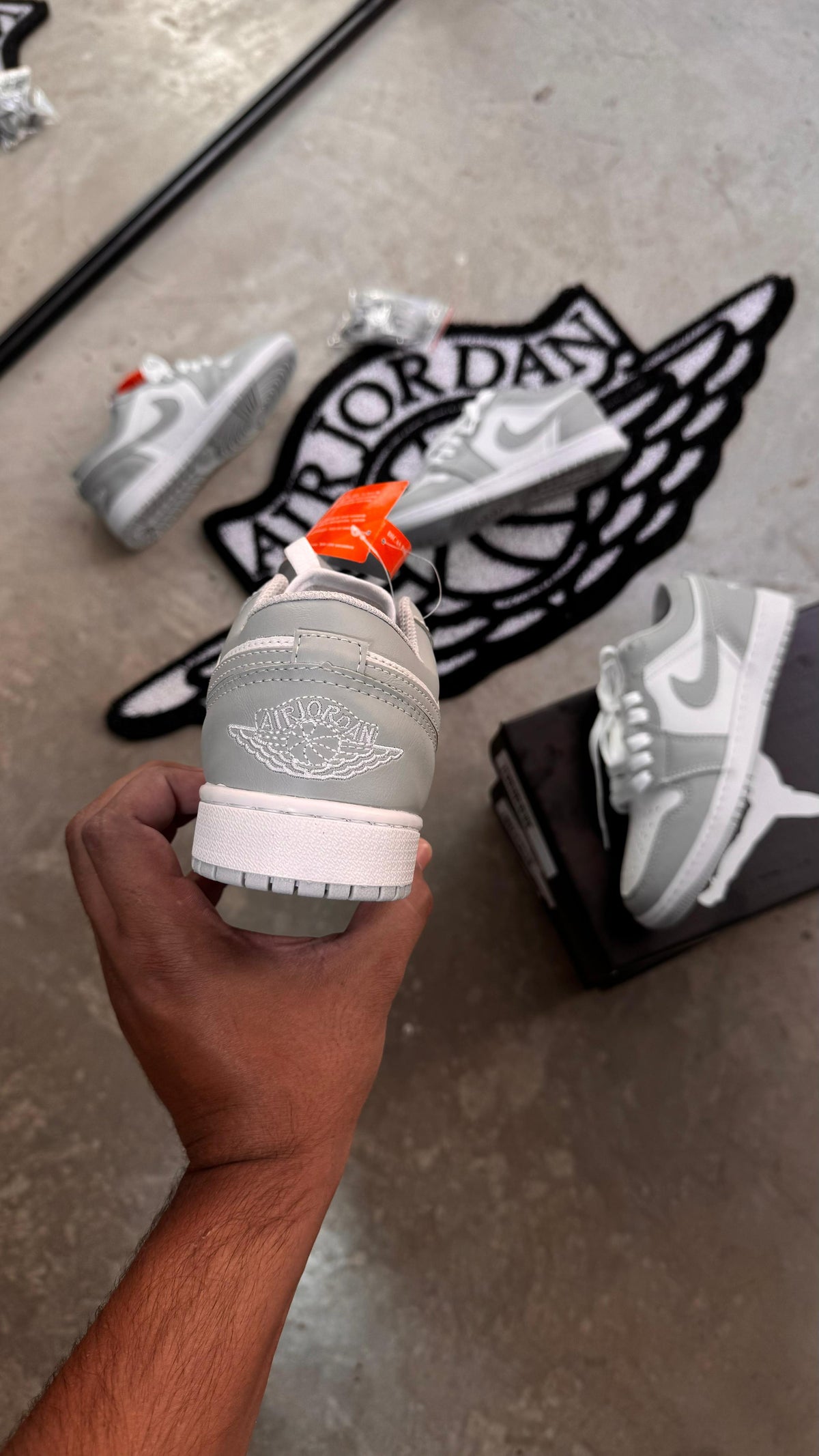 Air Jordan 1 Low - Cinza