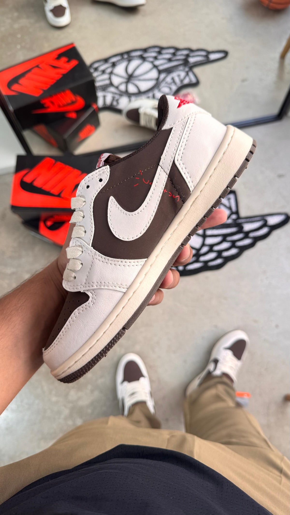 Jordan 1 Retro Low Travis Scott Reverse Mocha