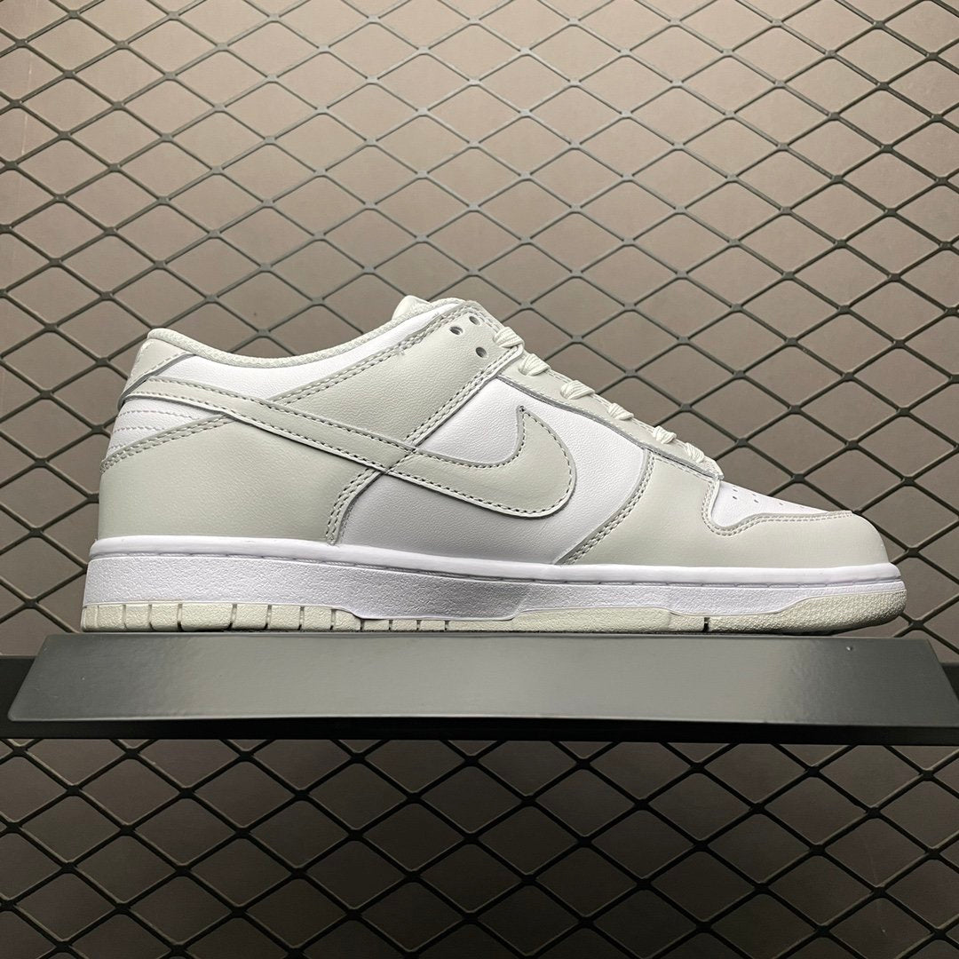Dunk Light Smoke Grey