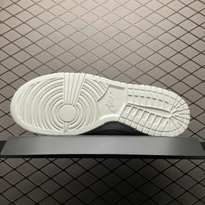 Dunk Light Smoke Grey