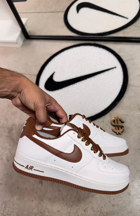 Air Force 1 - Branco / Caramelo