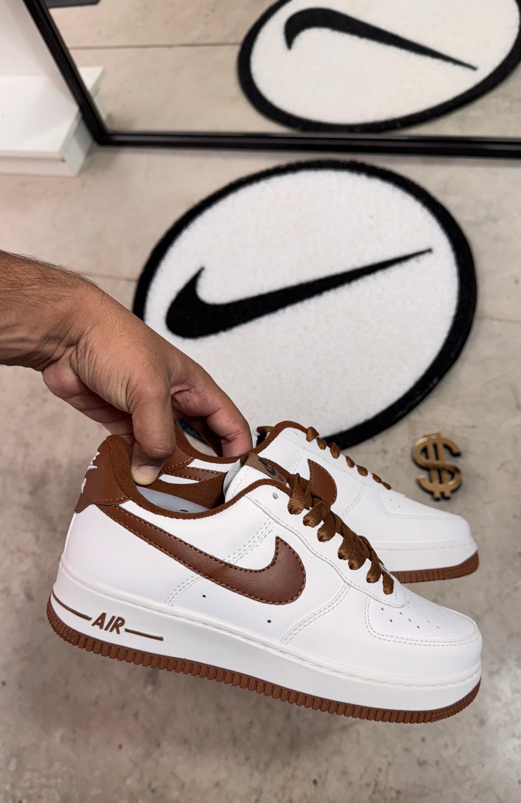 Air Force 1 - Branco / Caramelo