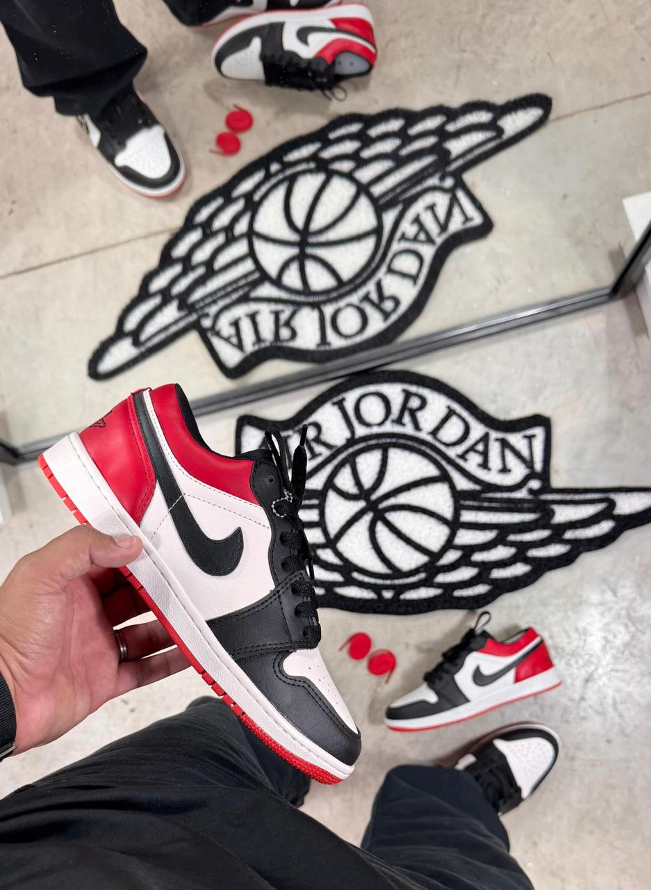 Jordan 1 Low - Tricolor