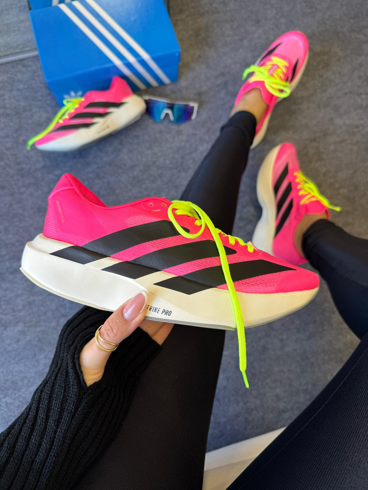 Tênis Adizero Evo SL - Pink Neon