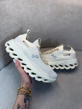 Tênis On cloudtilt Running - Branco