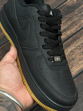 Air Force 1 - All Black Caramelo