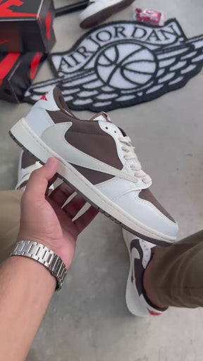 Jordan 1 Retro Low Travis Scott Reverse Mocha